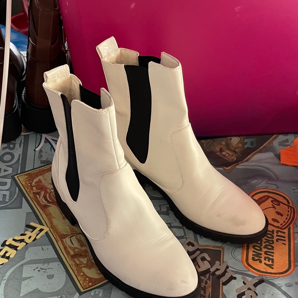 Eleanor Rose White and Black Ankle Boots